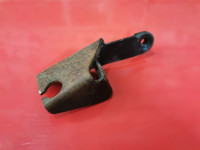Patte pour câble d'embrayage moteur cléon 